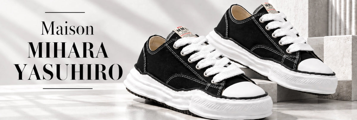 Czarne buty trampki z białą gumową podeszwą maison mihara yasuhiro peterson