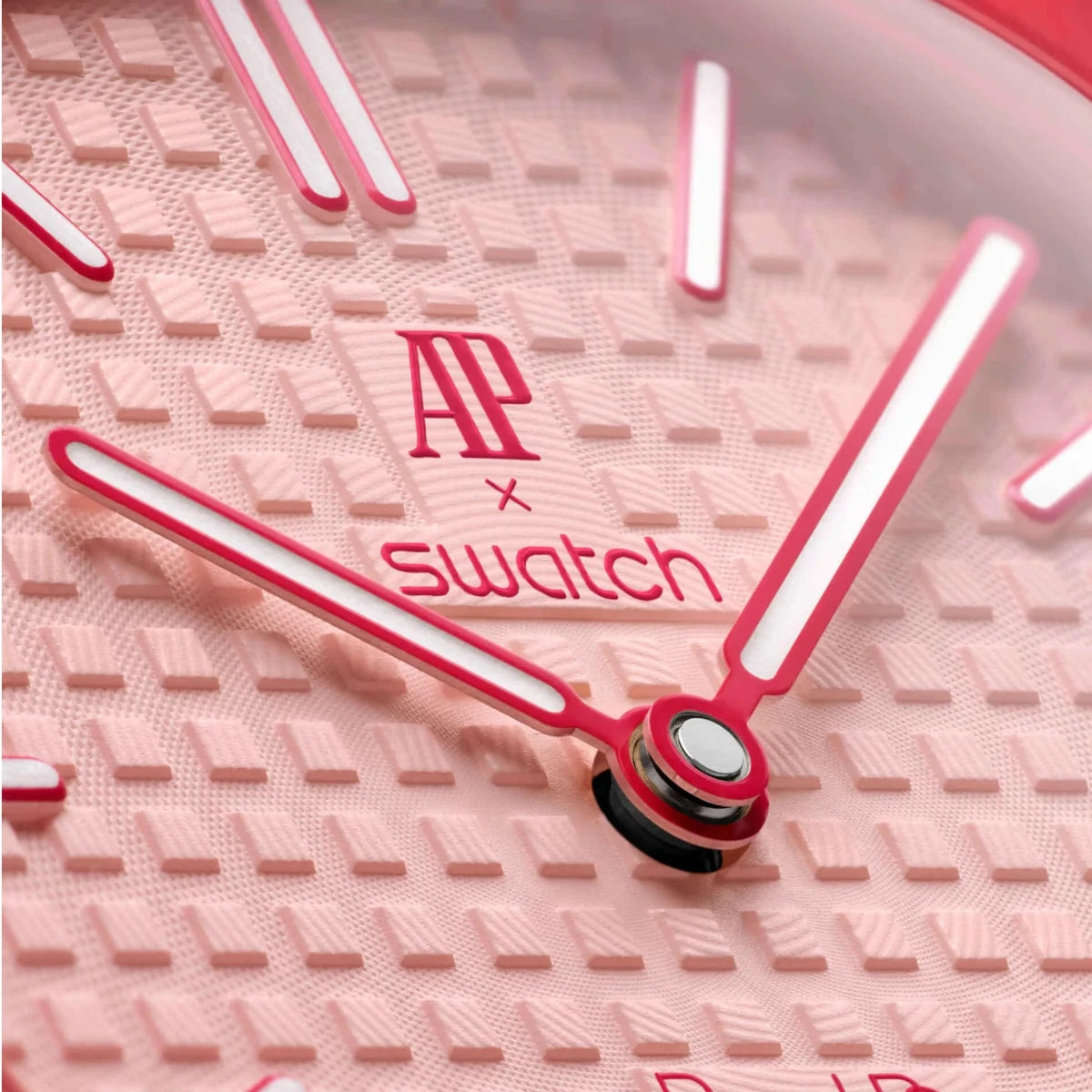 Zegarek AP x Swatch z bliska